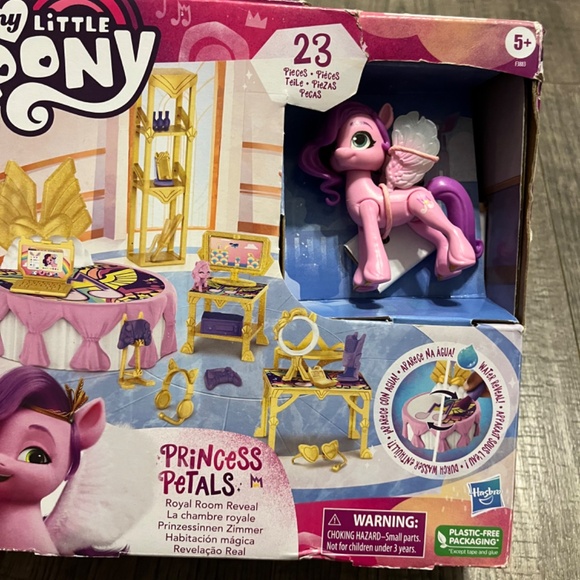 My Little Pony: A New Generation Royal Room Reveal Princess Pipp Petals NWT - Picture 2 of 5
